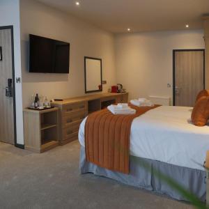 Deluxe Double Room with Balcony and Sea View