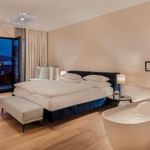 Deluxe Junior Suite