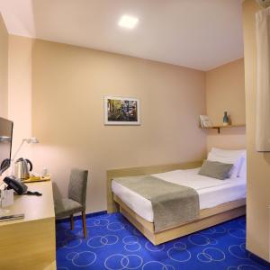 Economy Single Room without Daylight 