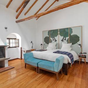 Superior Deluxe Double or Twin Room 