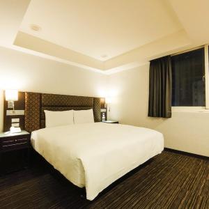 Standard Double Room (Check-in after 21:00)