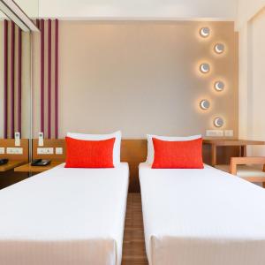 Deluxe Twin Room  (20% Off on Laundry service for upto 2 clothing item(s)  