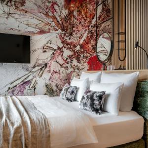 Junior Suite with Mountain View