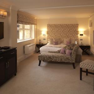 Executive Three-Bedroom Apartment