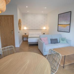 Studio Apartment 3