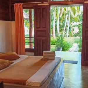 Lagoon Cabana