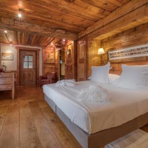 Classic Triple Room (2 Adults + 1 Child)