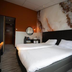 Deluxe Double Room with Bath