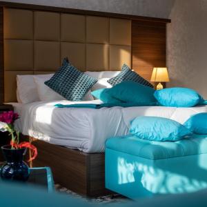 Standard Double Suite