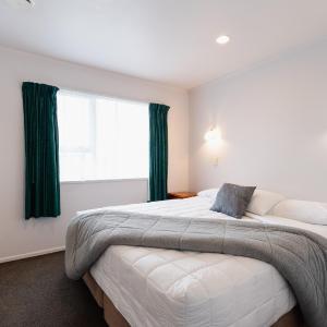 King One Bedroom Unit