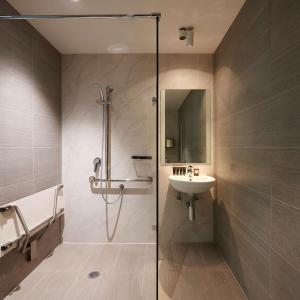 2 Interconnecting Deluxe Room