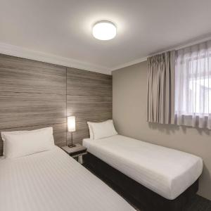 Two-Bedroom Apartment - King & King or (Twin/Twin) with Sofa Bed and Balcony