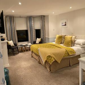Superior Double or Twin Room with Sea View