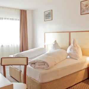 Twin Double Room (Self Check-in after 19:30 PM)
