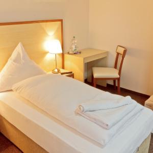 Standard Single Room (Self Check-in after 19:30 PM)