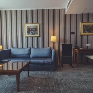 King Suite