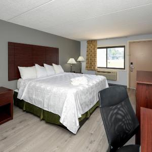 King Room - Non-Smoking
