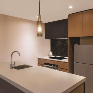 Newly Refurbished 1 Bedroom Penthouse 