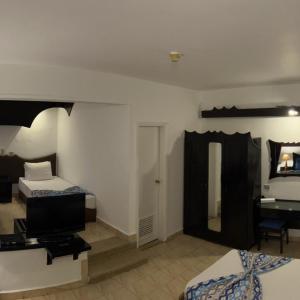 Deluxe Double or Twin Room with Pool Access