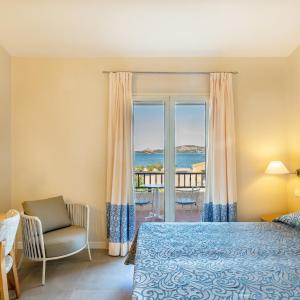 Deluxe Room with Sea View