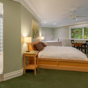 Junior Suite with Garden View - Summer Suite
