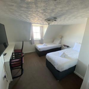 Twin Room with Sea View