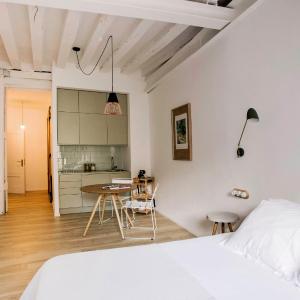 Suite with Balcony