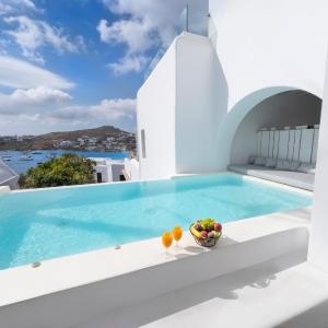 Cozy Suite with Private Pool