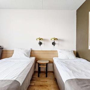 Standard Twin Room - Courtyard