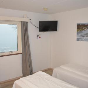 Double or Twin Room with Sea View