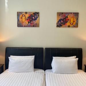 Two-Bedroom Apartment (6 Adults)