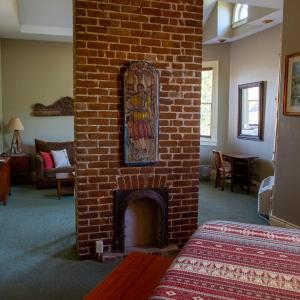 Queen Suite