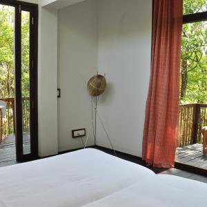 Deluxe Double or Twin Room with Garden View
