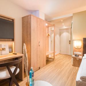 Business Single Room