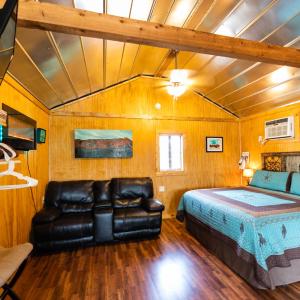 King Cabin with Roof Deck