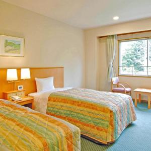 Twin Room with Shared Bathroom - Non-Smoking