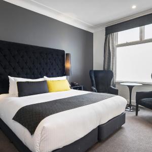 Belgravia Valley View Room