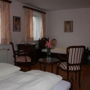 Classic Triple Room