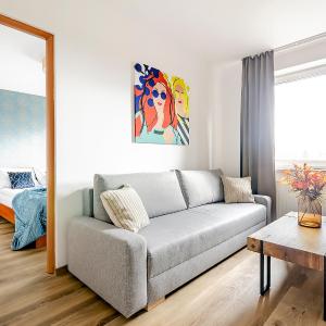 One-Bedroom Queen Suite