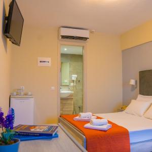 Triple Room with Garden View