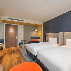 Standard Twin Room with Two Twin Beds