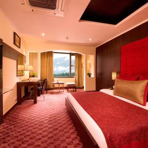 Superior Room - 15% Discount on Beverage and 20% Discount on Laundry and Spa Services