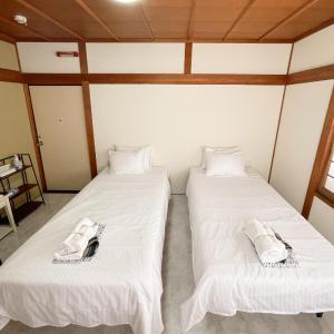 Economy Twin Room with Shared Shower room and Toilet - Non-Smoking