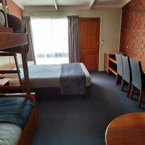 Family Room (4 Adults)