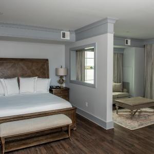 Suite with River View