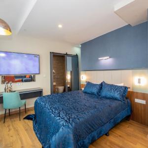 Deluxe Suite with Sea View