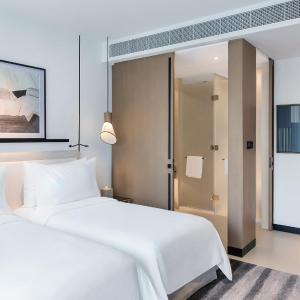 City View Deluxe Room with Private Balcony Twin 
