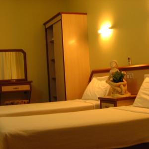 Economy Quadruple Room with Shared Bathroom