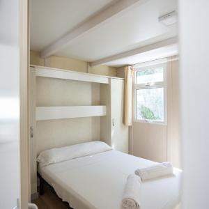 Bungalow (5 Adults)