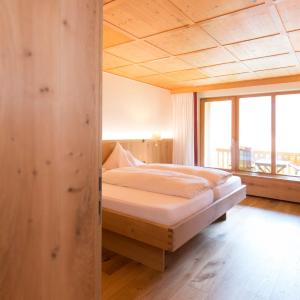 Suite with Garden View